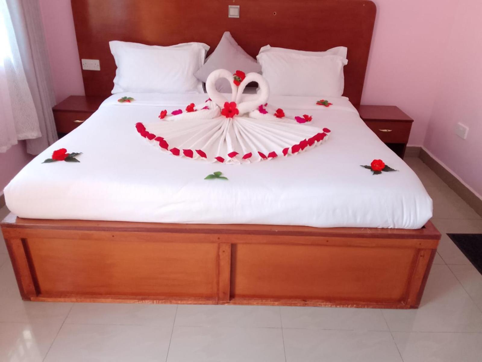Juniper Park Resort Nyahururu Kültér fotó
