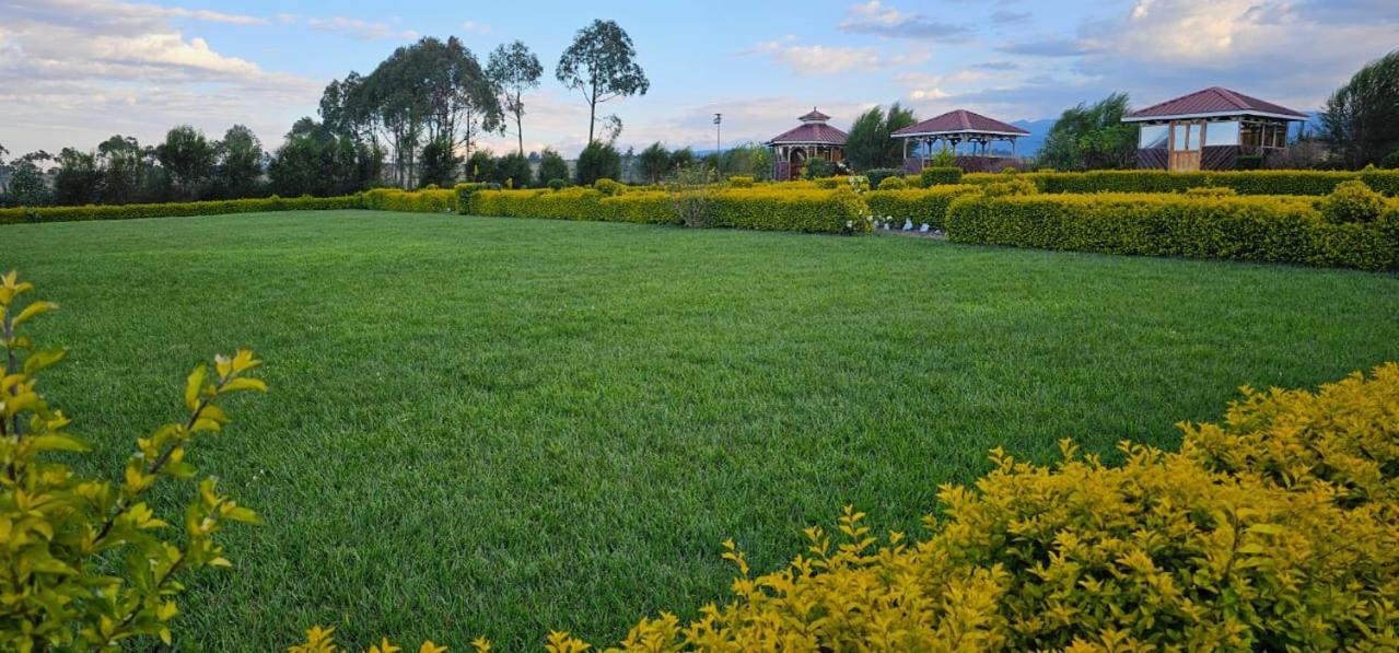 Juniper Park Resort Nyahururu Kültér fotó